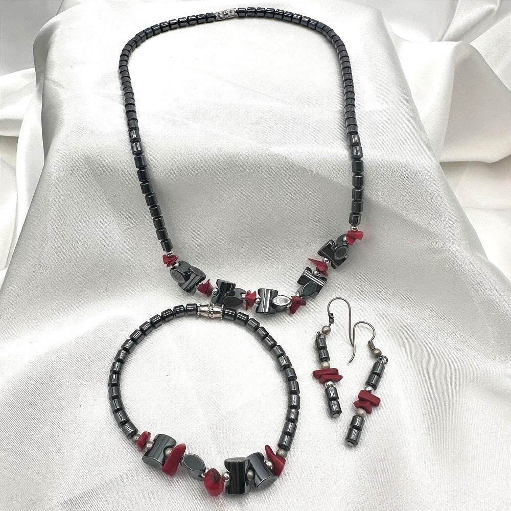 Vintage 90s Necklace‎ Bracelet Earrings Set Hematite Red Chip Beads Boho Jewelry